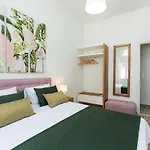 Anthoula's House